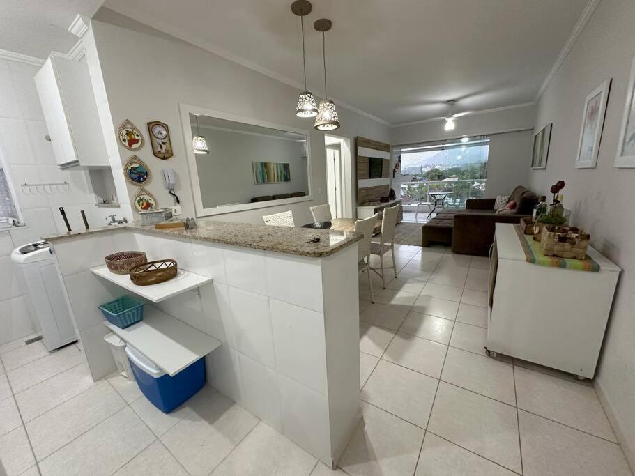 Apartamento Lindo Na Praia Da Enseada - Ubatuba Εξωτερικό φωτογραφία